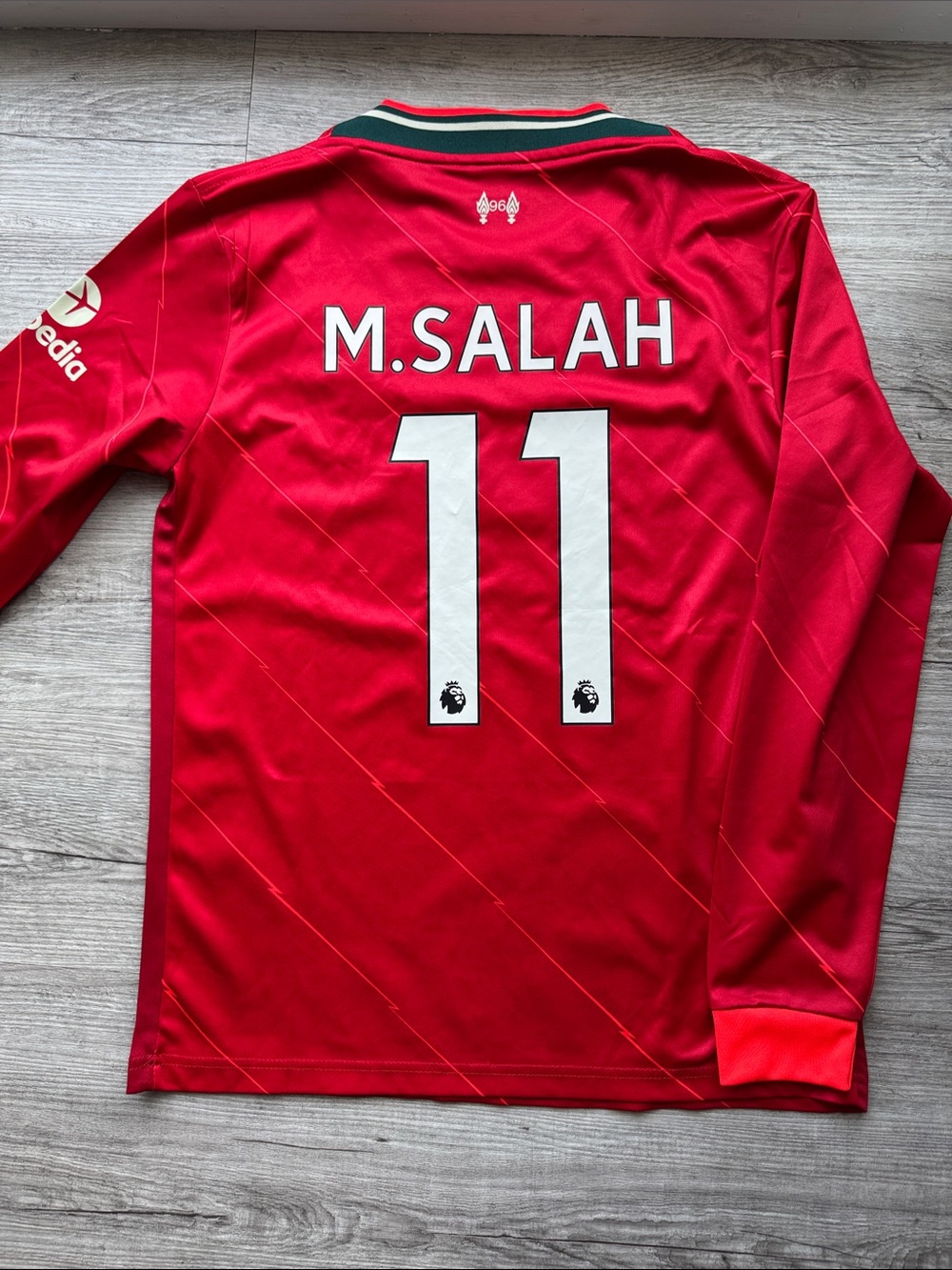 M. Salah #11 Liverpool Soccer Jersey Long Sleeve Size S